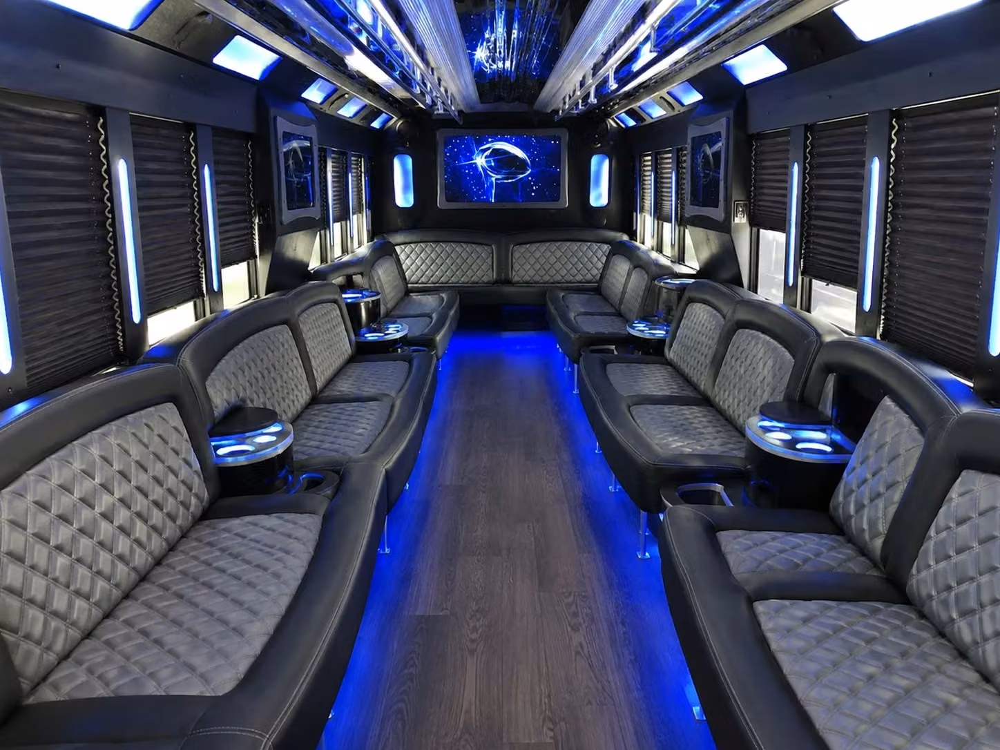 bachelorette party bus rentals in austin that run on your schedule