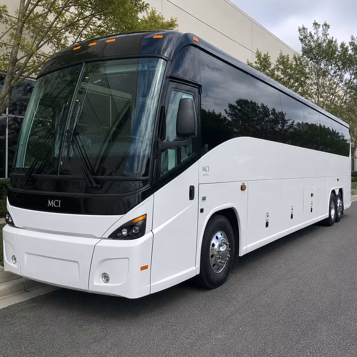 charterbusrentalaustin com is the smarter way to run corporate event shuttles in austin