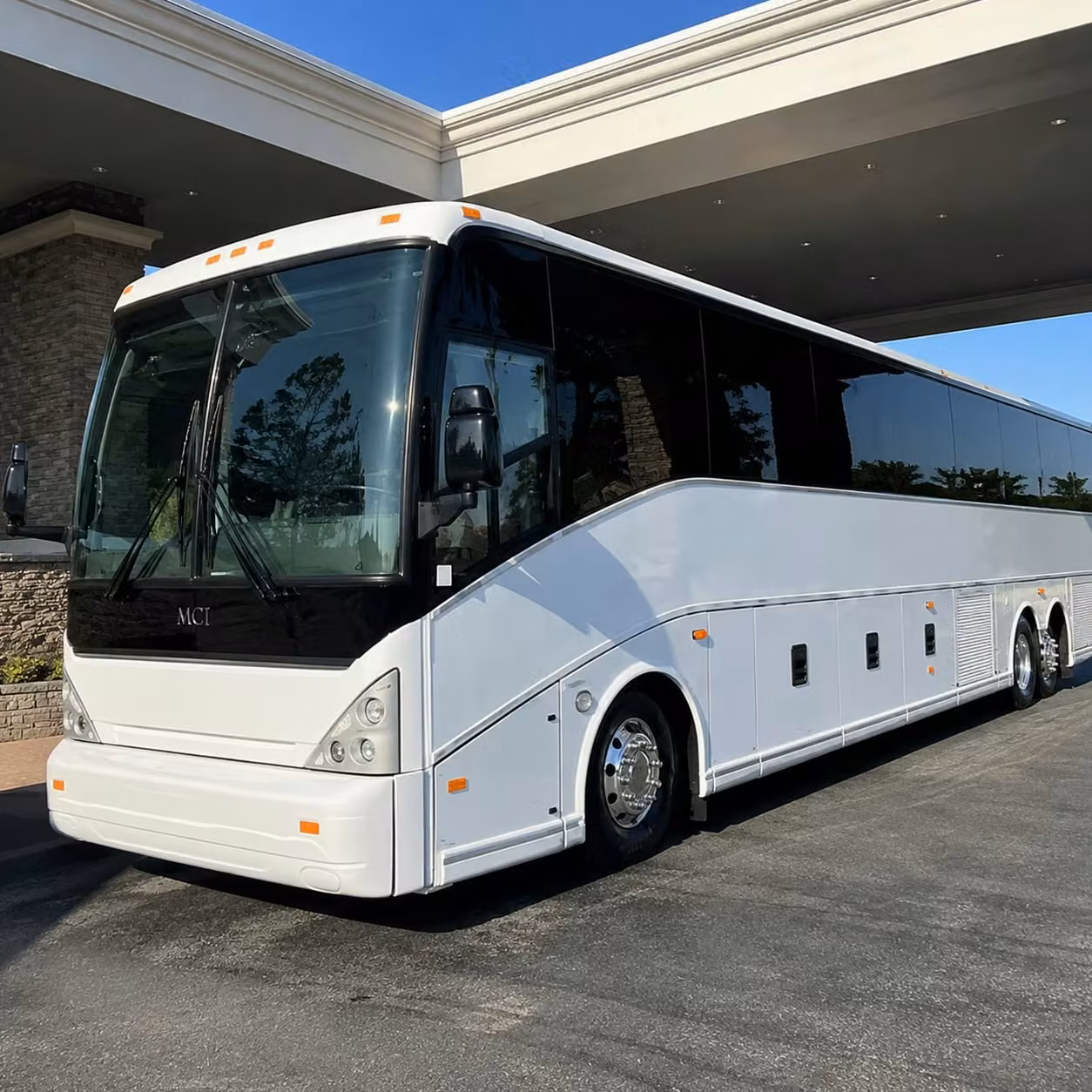 group airport transfers to and from austin bergstrom international airport aus